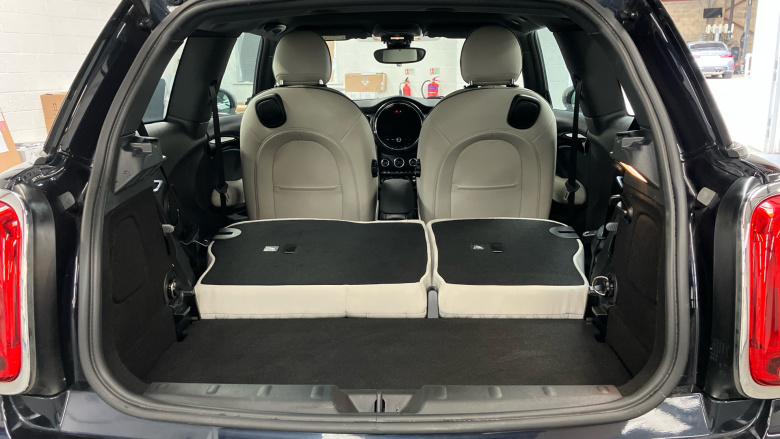 MINI Hatchback 1.5 Cooper Exclusive 3dr Auto Petrol Hatchback